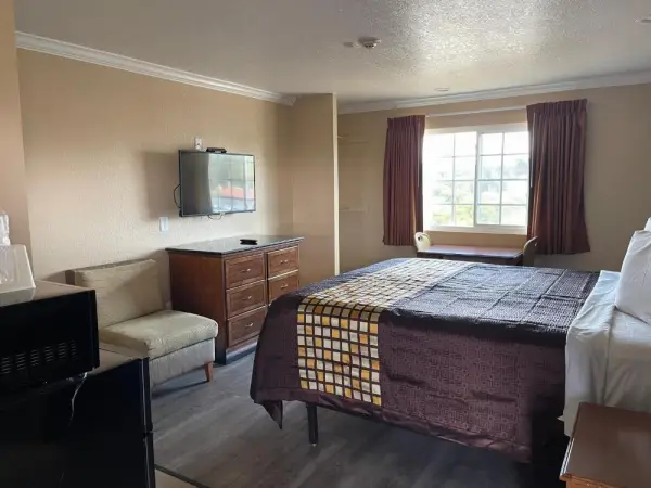 Arlington Inn 6